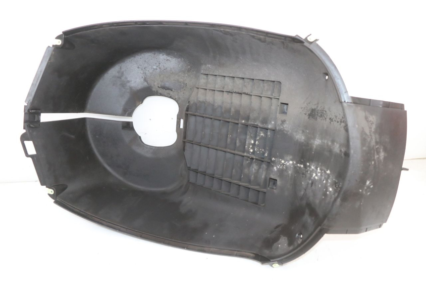 photo de PASSAGE ROUE AVANT PEUGEOT SATELIS 125 (2010 - 2012) - Vue d’ensemble