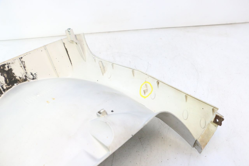 photo de PASSAGE ROUE AVANT HONDA SH 125 (2001 - 2003) - Détails caractéristiques