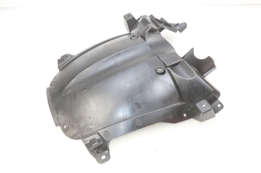 photo de PASSAGE ROUE AVANT SUZUKI SIXTEEN 125 (2008 - 2010) - Détail de la pièce