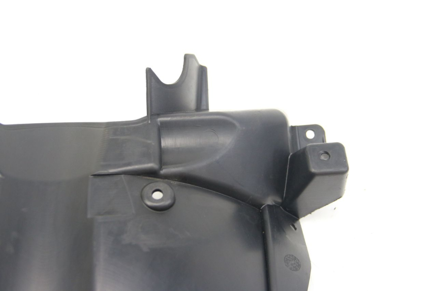 photo de PASSAGE ROUE AVANT SUZUKI SIXTEEN 125 (2008 - 2010) - Zoom état d’usage