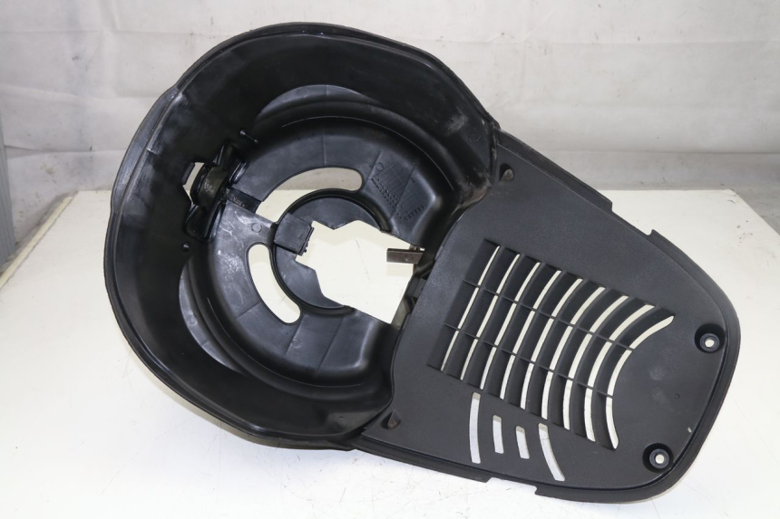 photo de PASSAGE ROUE AVANT MBK SKYLINER 125 (1998 - 2001) - Vue principale