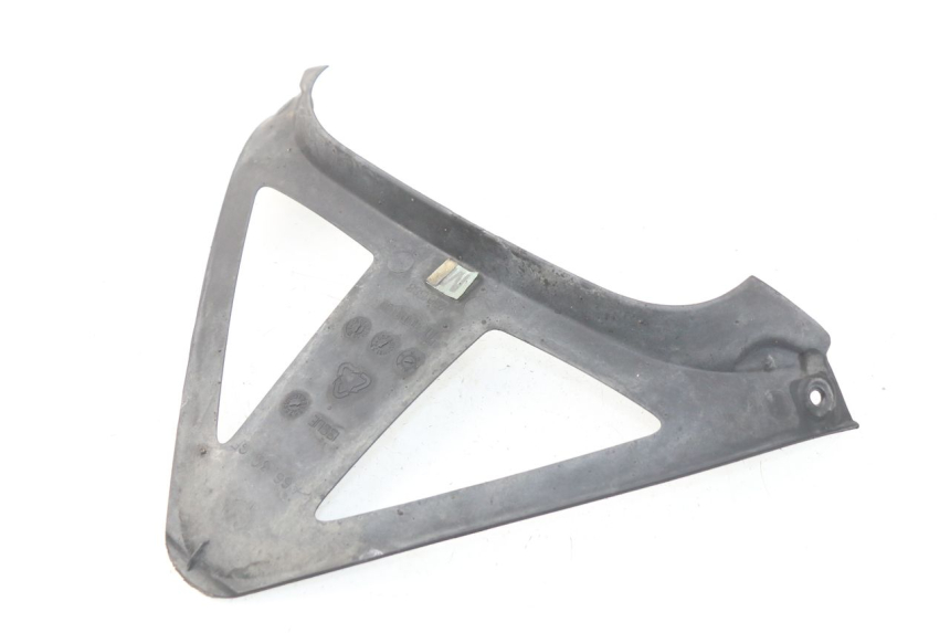 photo de PASSAGE ROUE AVANT TRIUMPH SPRINT ST ABS 1050 (2005 - 2007) - Zoom état d’usage