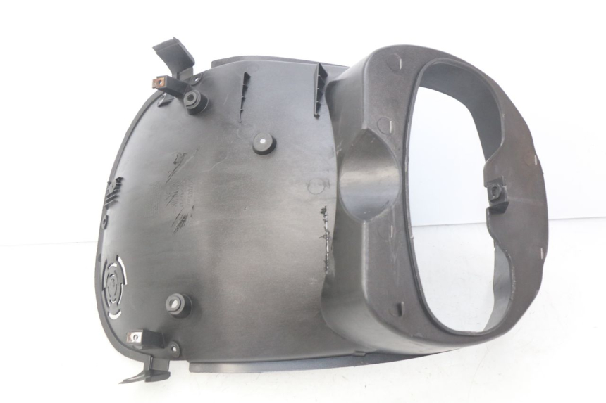 photo de PASSAGE ROUE AVANT APRILIA SR 2T 50 (2012 - 2017) - Gros plan technique