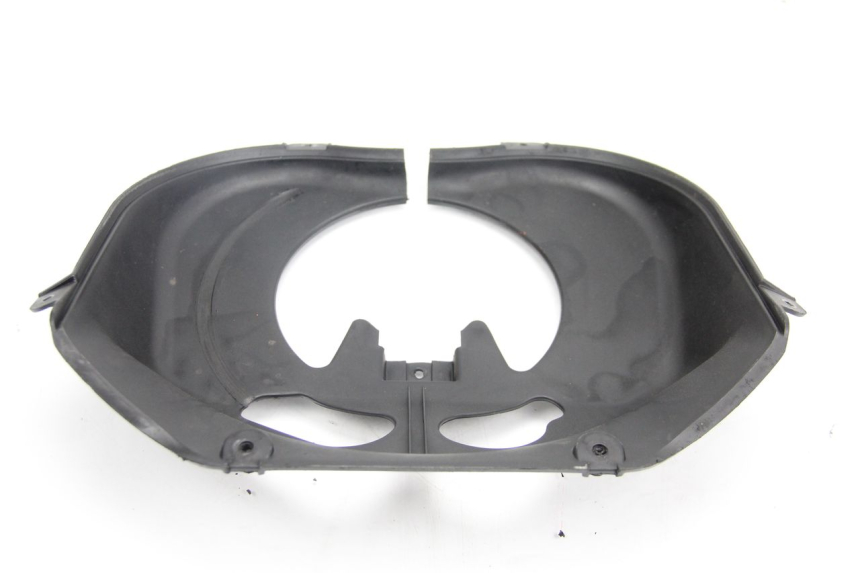 photo de PASSAGE ROUE AVANT PEUGEOT STREETZONE 2T 50 (2014 - 2019) - Autre angle de vue