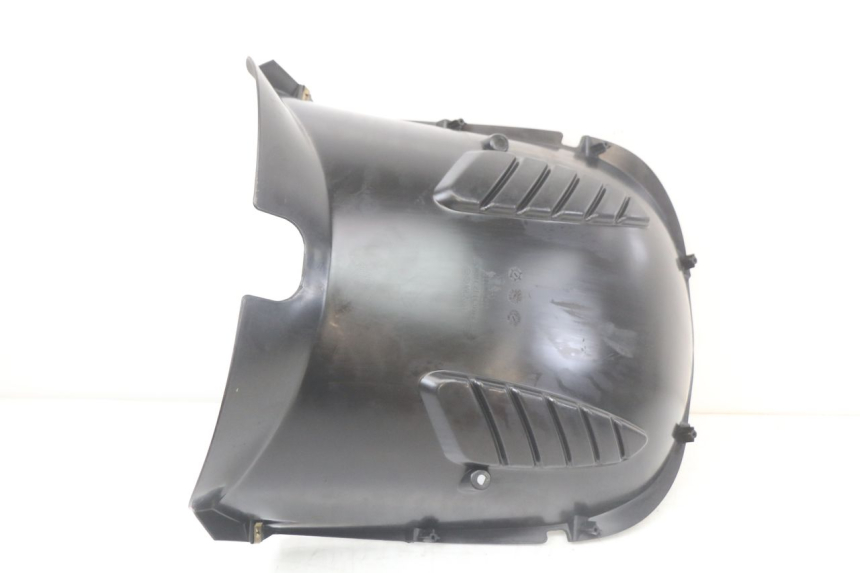 photo de PASSAGE ROUE AVANT KYMCO SUPER 8 125 (2008 - 2015) - Gros plan technique