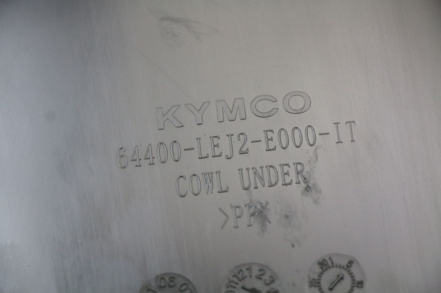 photo de PASSAGE ROUE AVANT KYMCO SUPER 8 125 (2008 - 2015) - État de surface