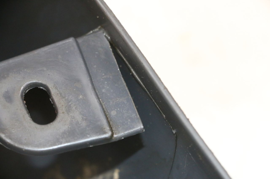 photo de PASSAGE ROUE AVANT PIAGGIO SUPER LX 125 (2000 - 2003) - Zoom état d’usage