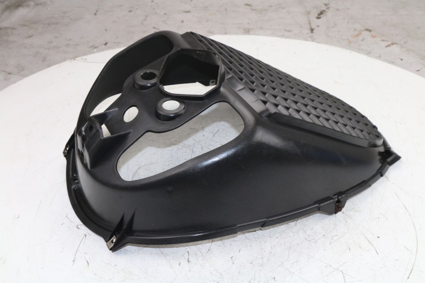 photo de PASSAGE ROUE AVANT PIAGGIO X8 STREET 125 (2006 - 2007) - Vue d’ensemble