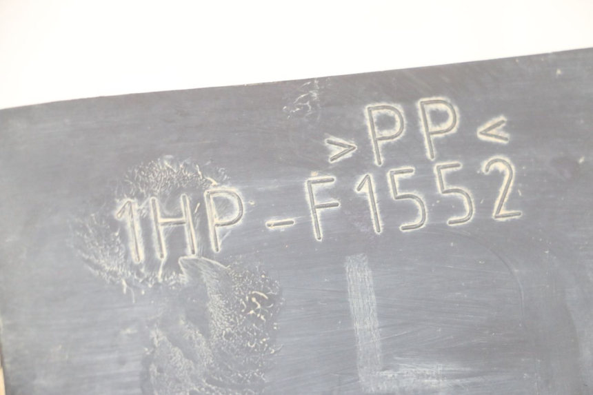 photo de PASSAGE ROUE AVANT YAMAHA YFM GRIZZLY 550 (2008 - 2015) - Gros plan technique