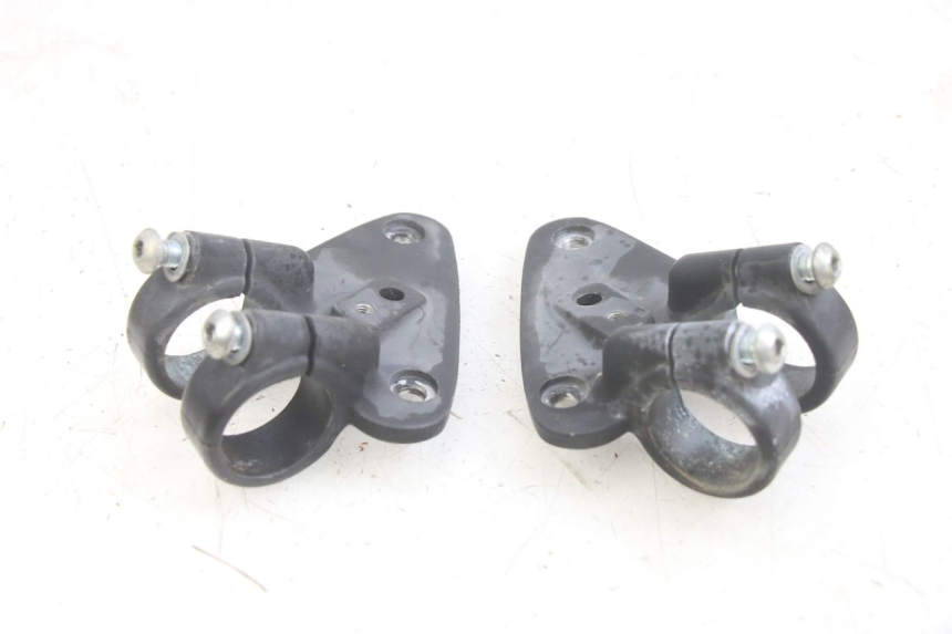 photo de PATTE PHARE GILERA DNA 50 (2000 - 2007) - Vue principale