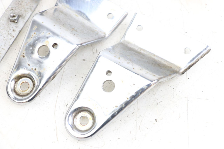 photo de PATTE PHARE HYOSUNG GF 125 (2001 - 2005) - Vue d’ensemble