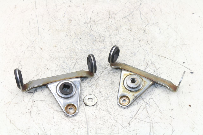 photo de PATTE PHARE SUZUKI GN 125 (1997 - 2000) - Vue principale