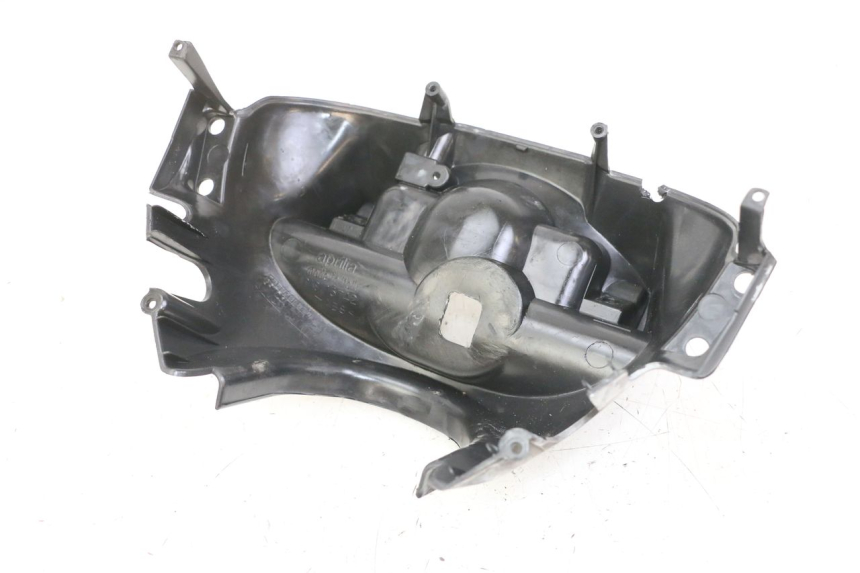photo de PATTE PHARE APRILIA SCARABEO GT TOURING 125 (1999 - 2005) - Autre angle de vue