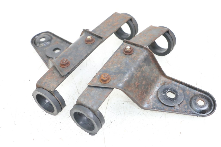 photo de PATTE PHARE SYM XS 125 (2007 - 2016) - Détail de la pièce