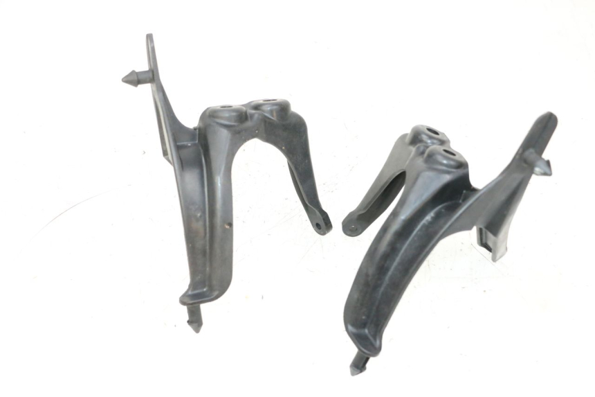 photo de PATTE PHARE YAMAHA YFM R RAPTOR 250 (2008 - 2014) - Détail de la pièce