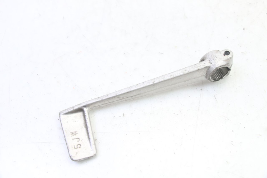 photo de PEDALE DE FREIN YAMAHA FJR ABS 1300 (2006 - 2012) - Gros plan technique