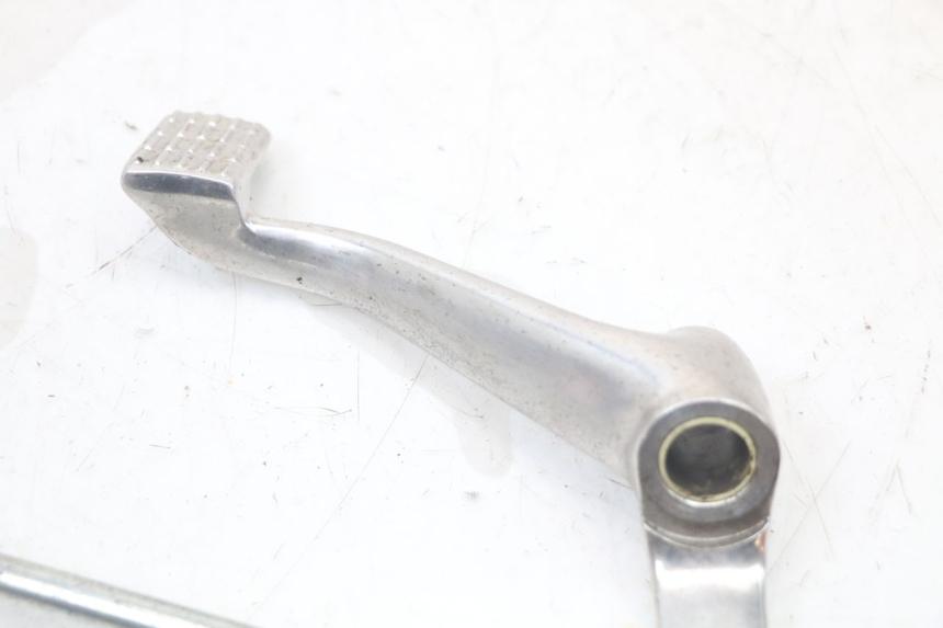 photo de PEDALE DE FREIN  HARLEY DAVIDSON SPORTSTER XL CUSTOM 883 (1999 - 2006) - Vue d’ensemble