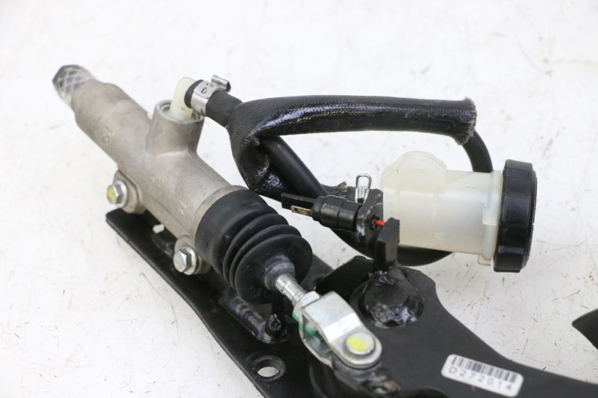 photo de PEDALE DE FREIN  PIAGGIO MP3 500 (2014 - 2017) - Zoom état d’usage