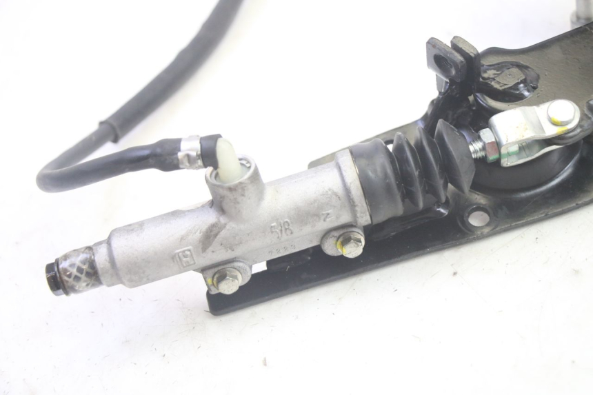 photo de PEDALE DE FREIN  PIAGGIO MP3 500 (2016 - 2018) - Zoom état d’usage