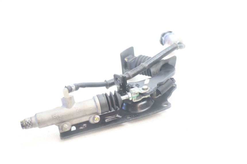 photo de PEDALE DE FREIN  PIAGGIO MP3 500 (2016 - 2018) - Marquages et références