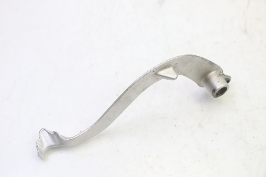 photo de PEDALE DE FREIN  DERBI SENDA SM DRD 50 (2008 - 2013) - Gros plan technique