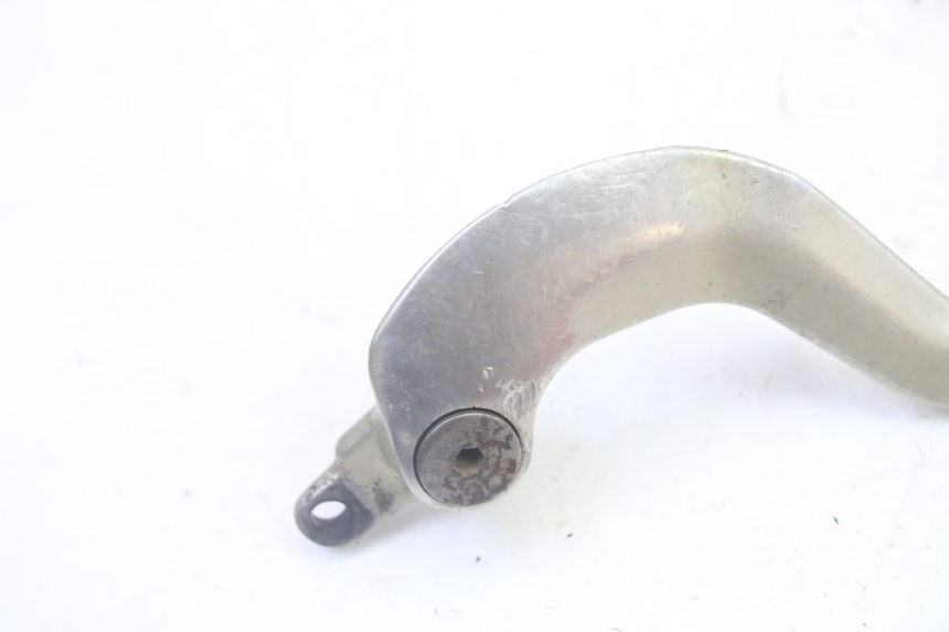 photo de PEDALE DE FREIN  YAMAHA YZ 125 (1998 - 2005) - Détail de la pièce