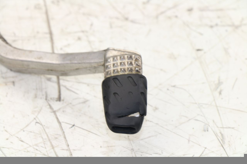 photo de PEDALE DE FREIN  KAWASAKI ZEPHYR 550 (1991 - 1998) - Autre angle de vue