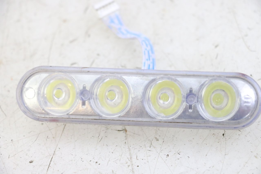 photo de PHARE AVANT URBANGLIDE 100XS 1 - Détail de la pièce