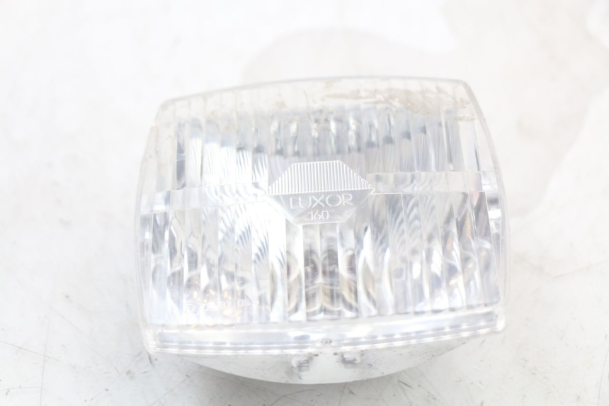 photo de PHARE AVANT PEUGEOT 103 VOGUE VS2 50 (2004 - 2017) - Autre angle de vue