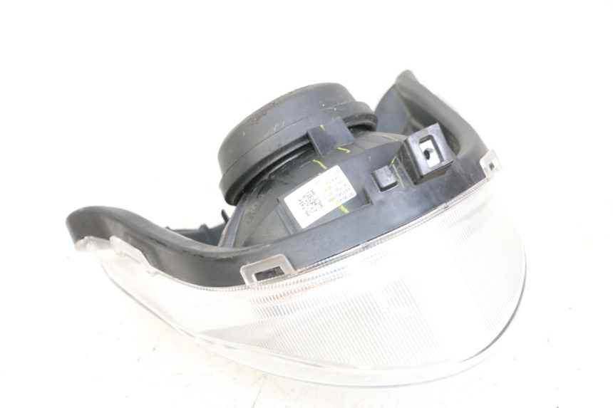photo de PHARE AVANT SUZUKI ADDRESS 110 (2015 - 2020) - Détail de la pièce
