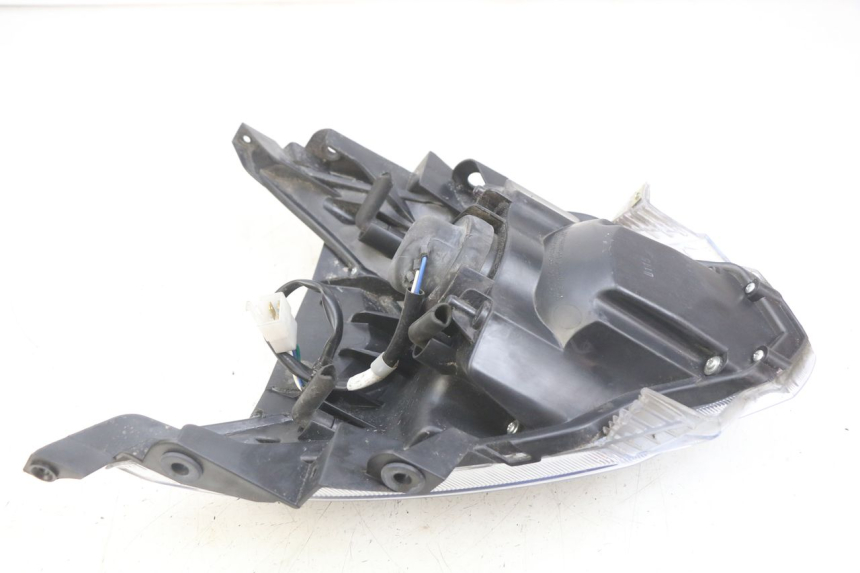 photo de PHARE AVANT KYMCO AGILITY 16+ 4T 50 (2018 - 2023) - Vue d’ensemble