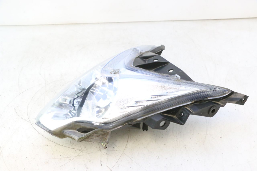 photo de PHARE AVANT KYMCO AGILITY 16+ 4T 50 (2018 - 2023) - Autre angle de vue