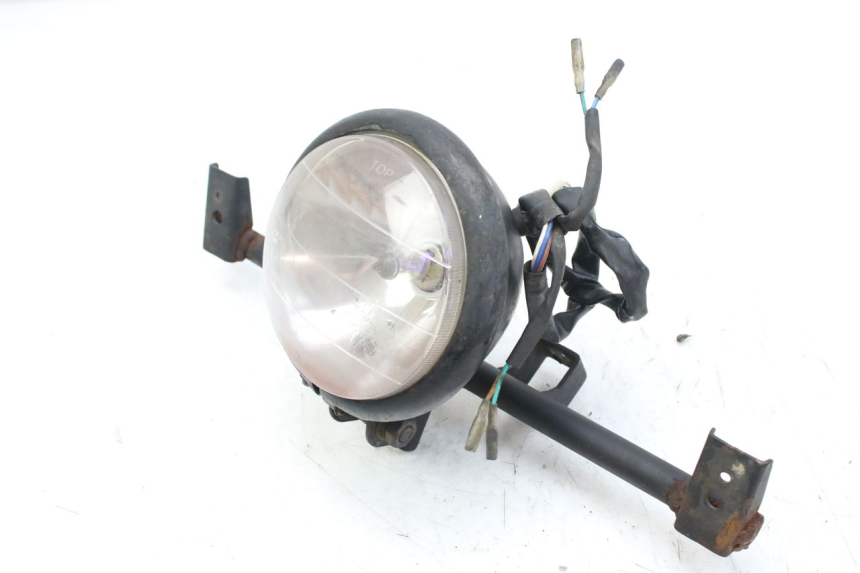 photo de PHARE AVANT KYMCO AGILITY 4T 50 (2005 - 2018) - Gros plan technique