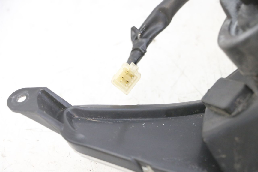 photo de PHARE AVANT KYMCO AGILITY 4T 50 (2005 - 2018) - Zoom état d’usage