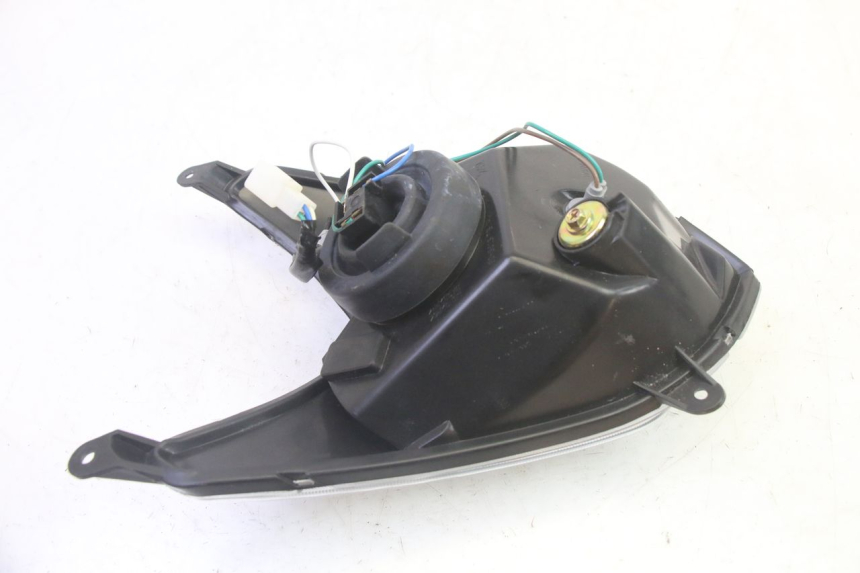 photo de PHARE AVANT KYMCO AGILITY 4T 50 (2018 - 2022) - Gros plan technique