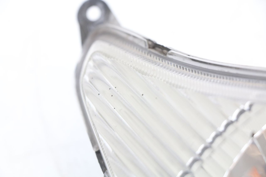 photo de PHARE AVANT KYMCO AGILITY FR 2T 50 (2012 - 2017) - Points de fixation