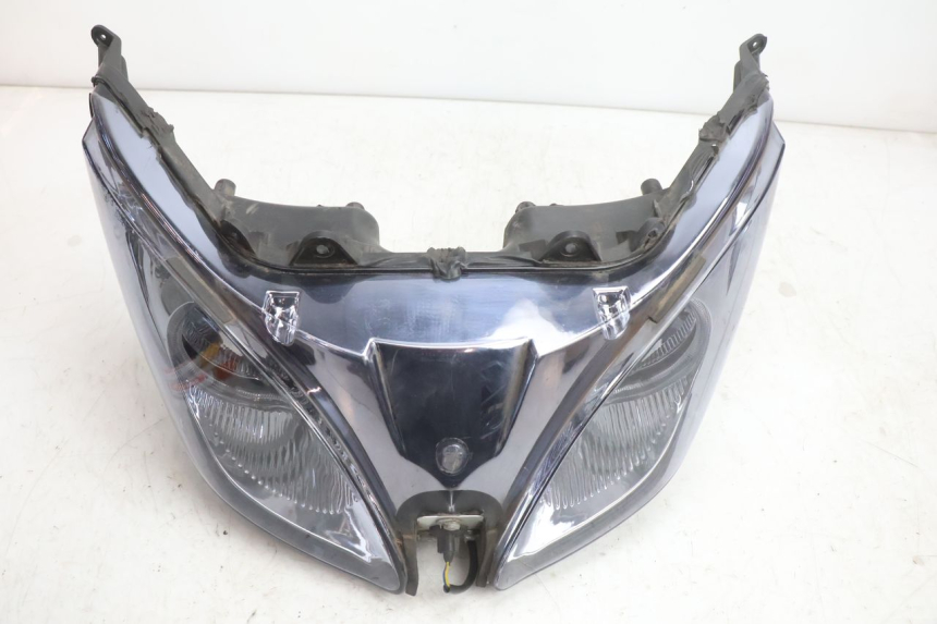 photo de PHARE AVANT APRILIA ATLANTIC S 125 (2010 - 2013) - Détail de la pièce