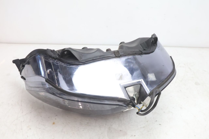 photo de PHARE AVANT APRILIA ATLANTIC S 125 (2010 - 2013) - Vue d’ensemble
