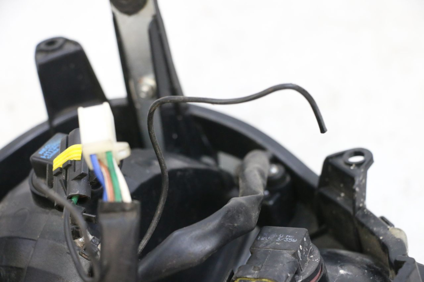 photo de PHARE AVANT MAG POWER BOMBERS 4T 50 (2016 - 2026) - Inspection visuelle