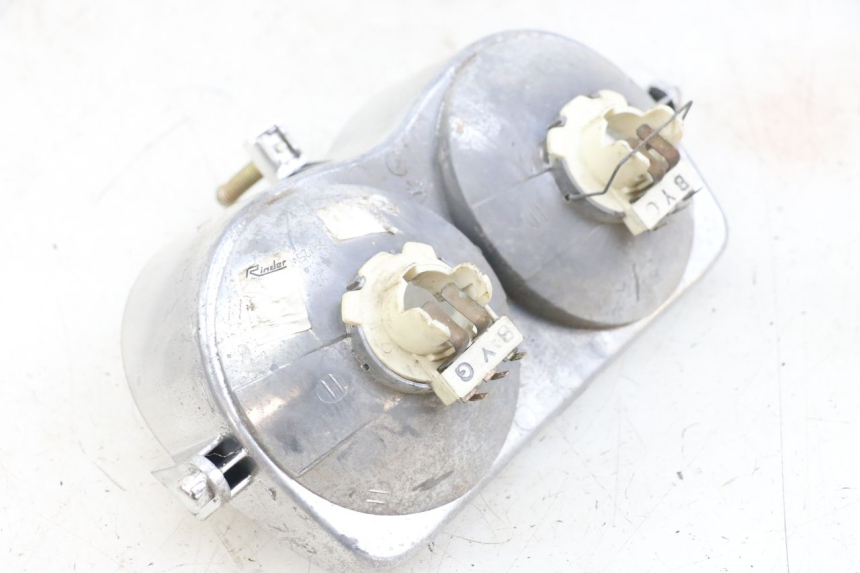 photo de PHARE AVANT MBK BOOSTER SPIRIT 50 (2004 - 2017) - Gros plan technique