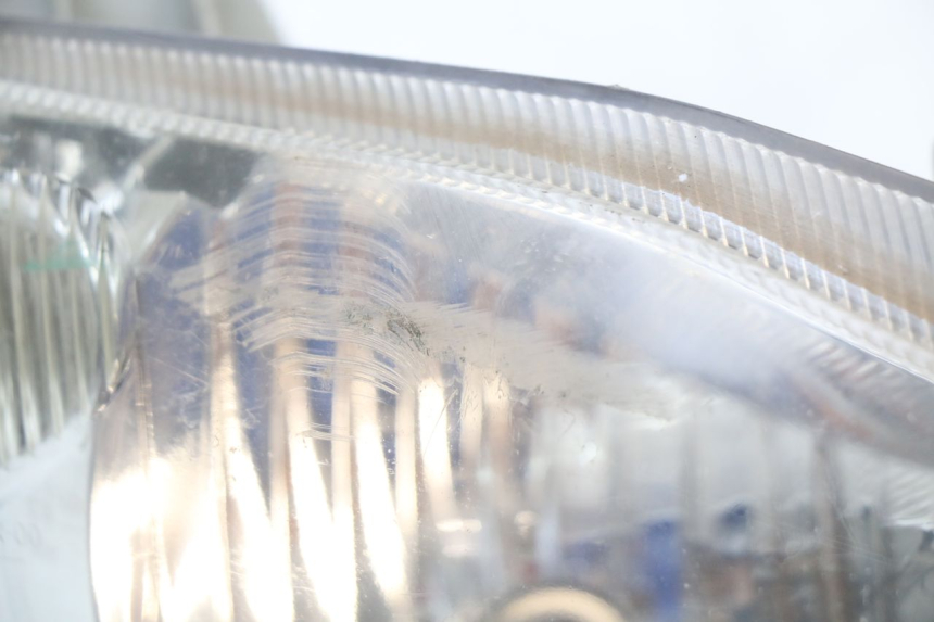 photo de PHARE AVANT SUZUKI BURGMAN 125 (2007 - 2014) - Zoom composants