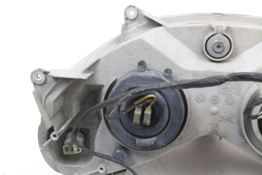 photo de PHARE AVANT SUZUKI BURGMAN 125 (2007 - 2014) - Vue d’ensemble