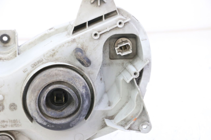 photo de PHARE AVANT SUZUKI BURGMAN 125 (2007 - 2014) - Détails caractéristiques