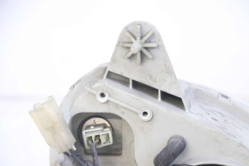 photo de PHARE AVANT SUZUKI BURGMAN 125 (2007 - 2014) - Zoom composants