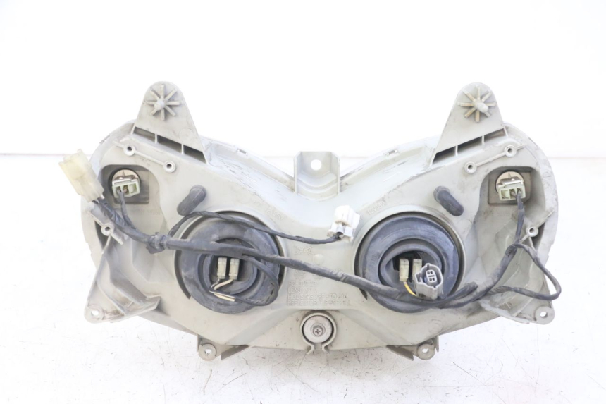 photo de PHARE AVANT SUZUKI BURGMAN 125 (2007 - 2014) - Vue rapprochée