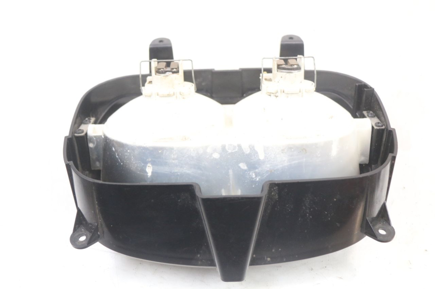 photo de PHARE AVANT YAMAHA BW'S 50 (2004 - 2017) - Gros plan technique