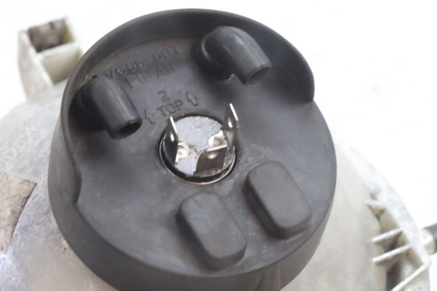 photo de PHARE AVANT YAMAHA BW'S BWS 125 (2010 - 2013) - Points de fixation