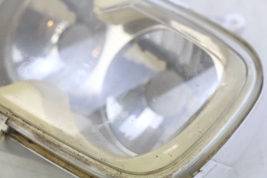 photo de PHARE AVANT YAMAHA BW'S EASY 50 (2013 - 2016) - Gros plan technique