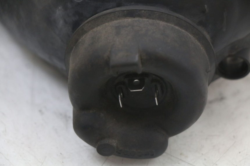 photo de PHARE AVANT BMW C1 125 (2000 - 2003) - Points de fixation