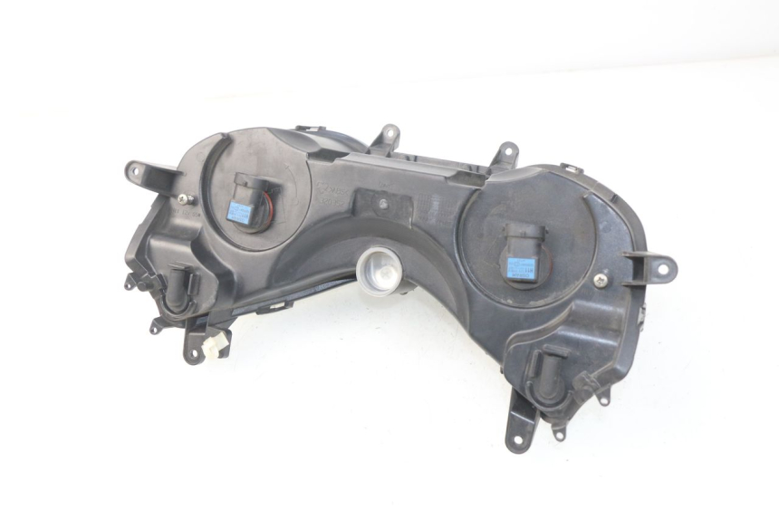 photo de PHARE AVANT PIAGGIO CARNABY 125 (2007 - 2011) - Autre angle de vue